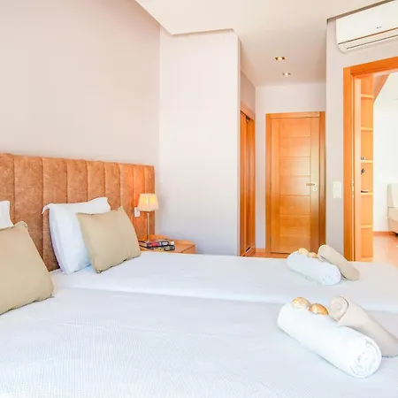 Villa Carolina - Com Piscina Privada E Bbq Albufeira