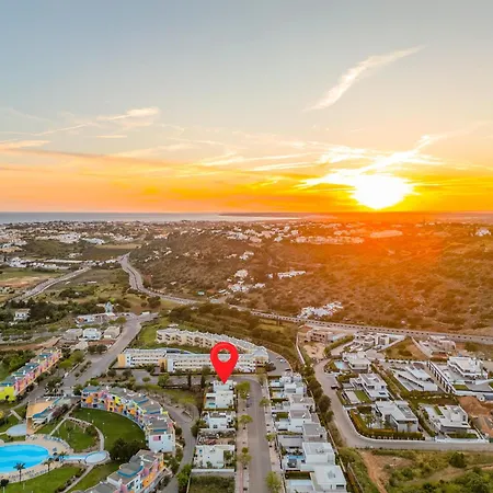 Carolina - Com Piscina Privada E Bbq Albufeira